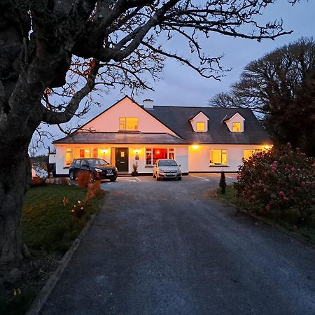 Mountain View Guesthouse Оугтерард Екстериор снимка