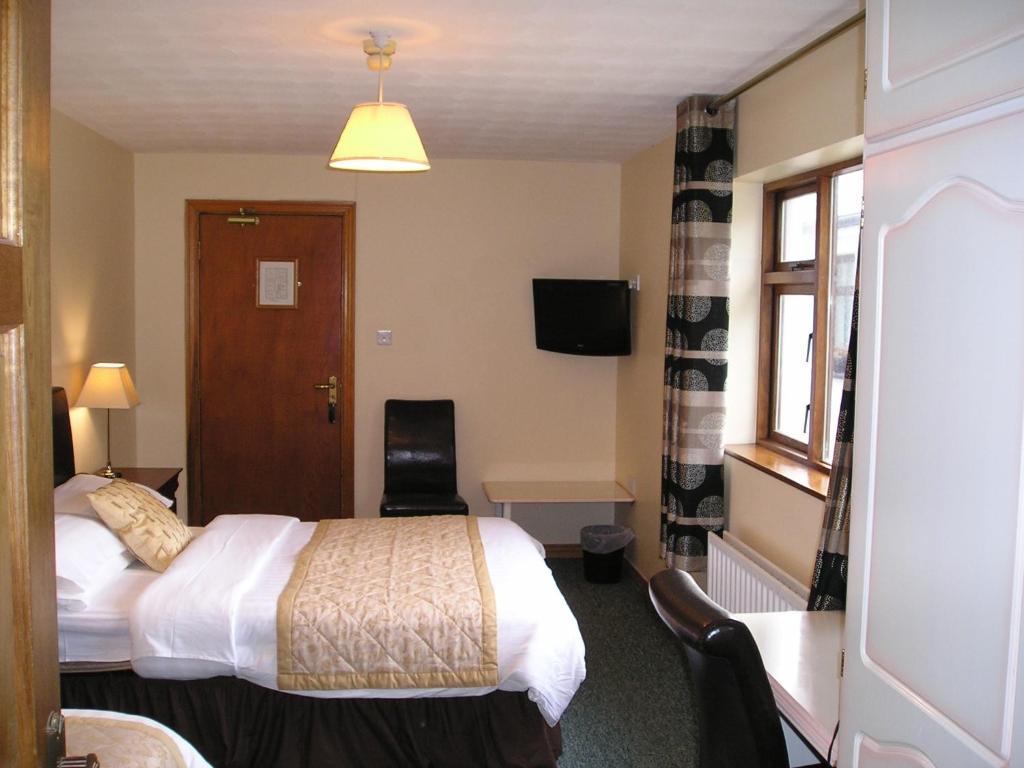 Mountain View Guesthouse Оугтерард Стая снимка